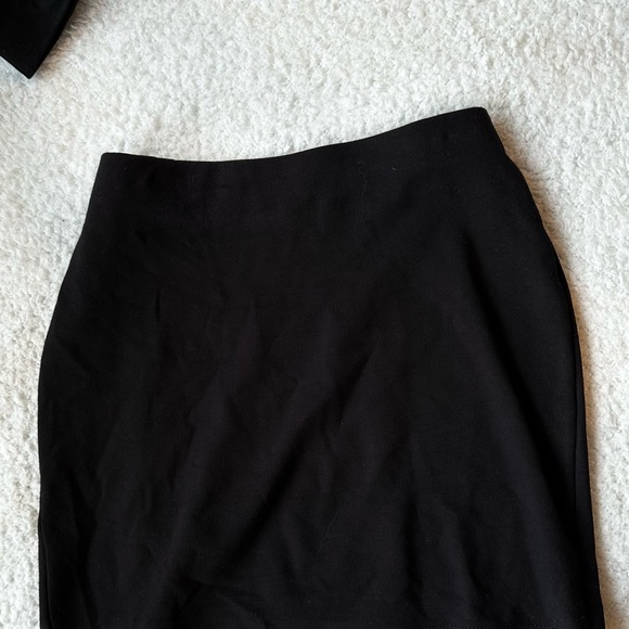 🔥3/$15 Forever 21 | Bodycon mini skirt - Picture 5 of 6